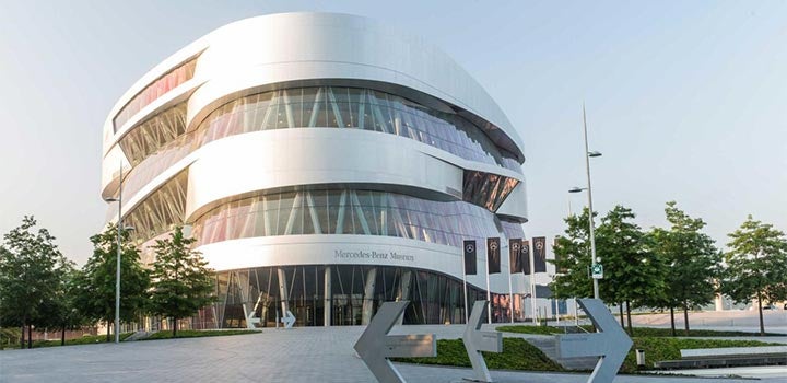 Mercedes-Benz of Milwaukee North in Milwaukee WI