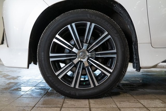 2019 Lexus LX 570