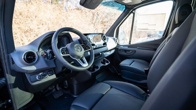 2024 Mercedes-Benz Sprinter 2500 Cargo 170 WB Extended