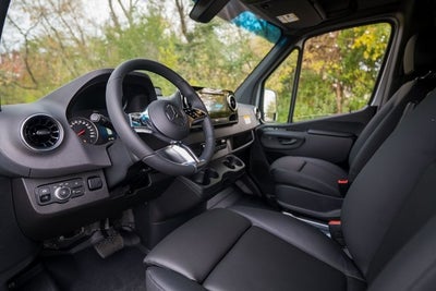 2026 Mercedes-Benz Sprinter 2500 Cargo 144 WB