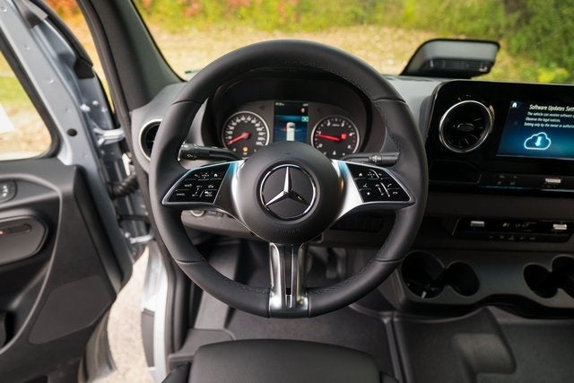 2026 Mercedes-Benz Sprinter 2500 Cargo 144 WB