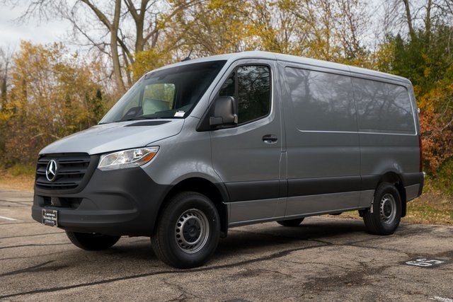 2026 Mercedes-Benz Sprinter 2500 Cargo 144 WB