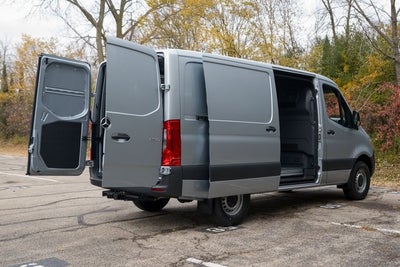 2026 Mercedes-Benz Sprinter 2500 Cargo 144 WB