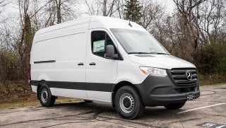 2025 Mercedes-Benz Sprinter 2500 Cargo 144 WB