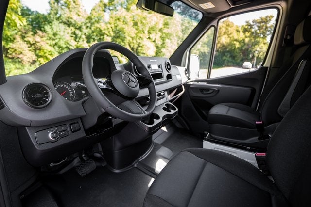 2026 Mercedes-Benz Sprinter 2500 Cargo 144 WB