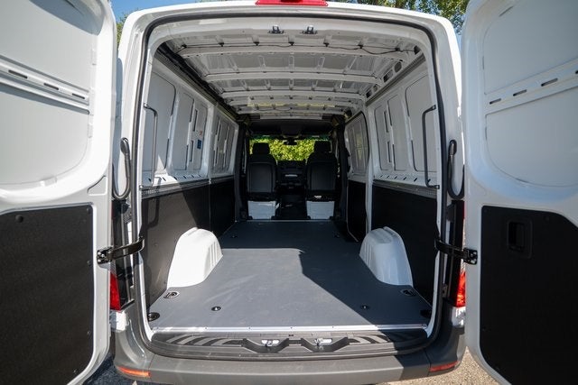 2026 Mercedes-Benz Sprinter 2500 Cargo 144 WB
