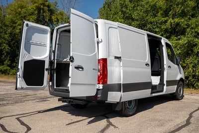 2026 Mercedes-Benz Sprinter 2500 Cargo 144 WB