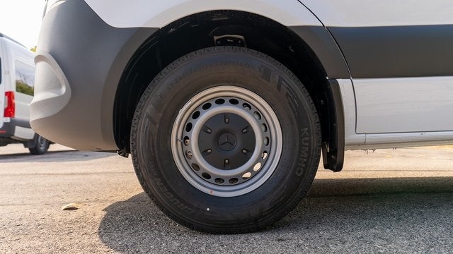 2026 Mercedes-Benz Sprinter 2500 Cargo 144 WB