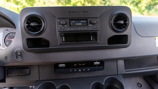 2026 Mercedes-Benz Sprinter 2500 Cargo 144 WB