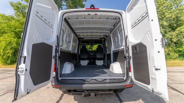 2026 Mercedes-Benz Sprinter 2500 Cargo 144 WB