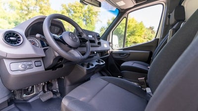 2026 Mercedes-Benz Sprinter 2500 Cargo 144 WB