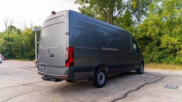 2025 Mercedes-Benz Sprinter 2500 Cargo 170 WB High Roof