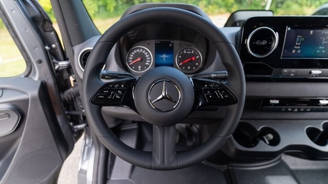 2025 Mercedes-Benz Sprinter 2500 Cargo 170 WB High Roof