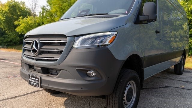 2025 Mercedes-Benz Sprinter 2500 Cargo 170 WB 4MATIC®