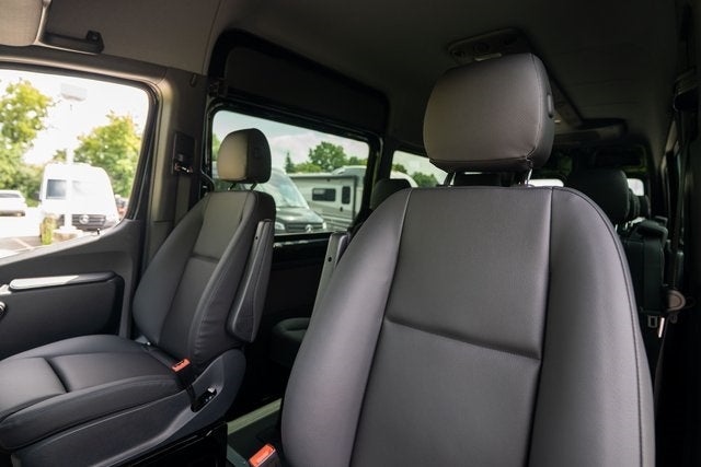 2025 Mercedes-Benz Sprinter 2500 Passenger 170 WB High Roof