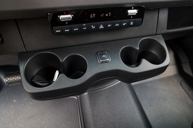 2025 Mercedes-Benz Sprinter 2500 Passenger 170 WB High Roof