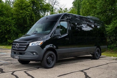2025 Mercedes-Benz Sprinter 2500 Passenger 170 WB High Roof