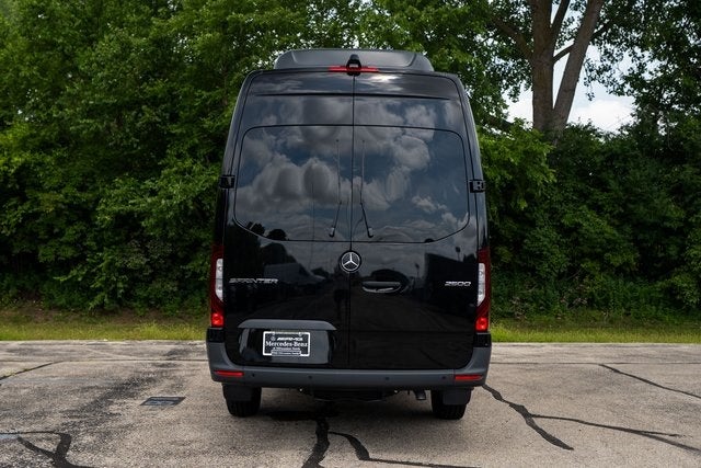 2025 Mercedes-Benz Sprinter 2500 Passenger 170 WB High Roof
