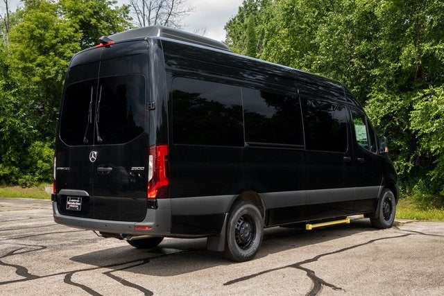 2025 Mercedes-Benz Sprinter 2500 Passenger 170 WB High Roof