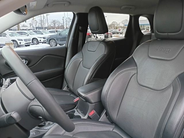 2022 Jeep Cherokee Latitude Lux