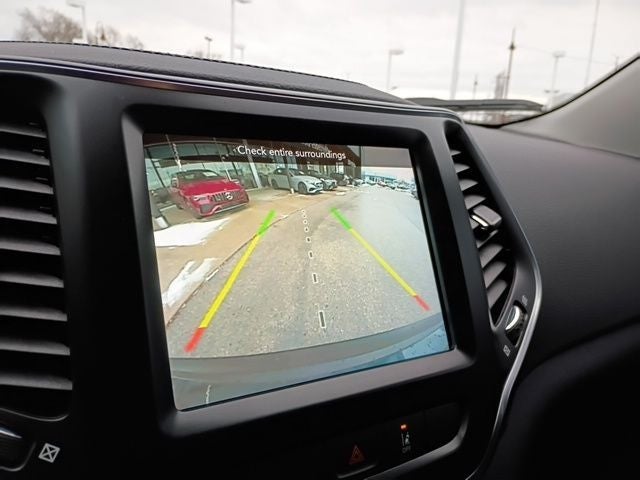 2022 Jeep Cherokee Latitude Lux