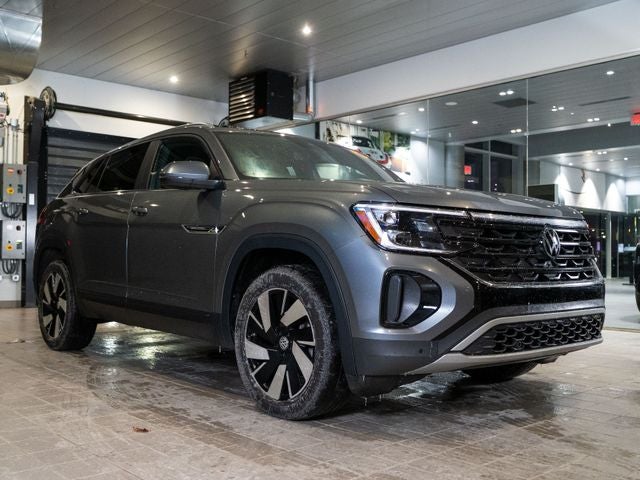2024 Volkswagen Atlas Cross Sport 2.0T SE w/Technology