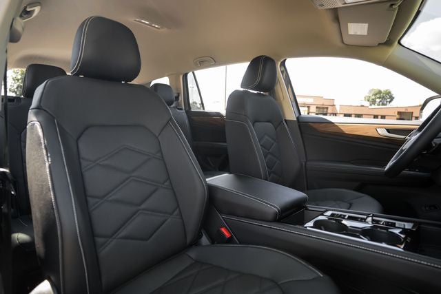 2026 Volkswagen Atlas 2.0T SE w/ Technology