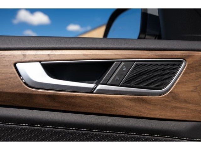 2026 Volkswagen Atlas 2.0T SE w/ Technology