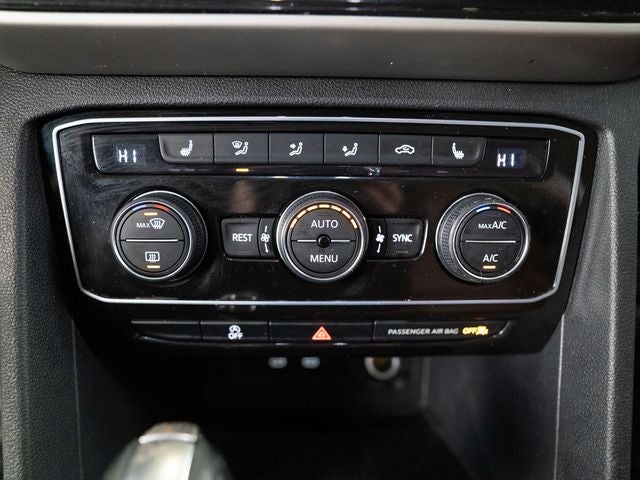 2023 Volkswagen Atlas 2.0T SE w/Technology