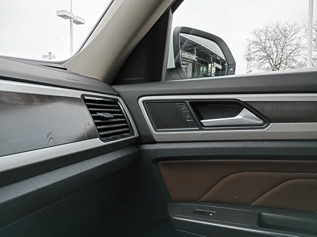 2023 Volkswagen Atlas 2.0T SE w/Technology