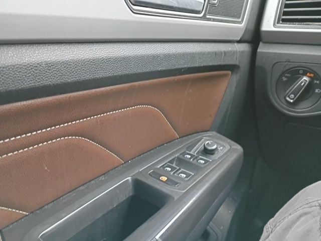 2023 Volkswagen Atlas 2.0T SE w/Technology