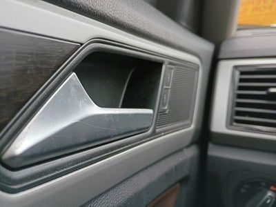 2023 Volkswagen Atlas 2.0T SE w/Technology