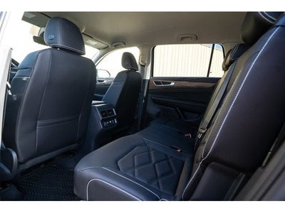 2026 Volkswagen Atlas 2.0T SE