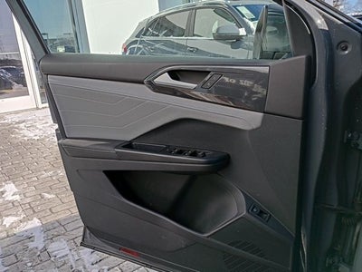 2024 Volkswagen Taos 1.5T SEL