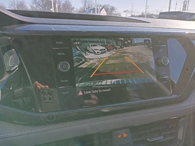 2024 Volkswagen Taos 1.5T SEL