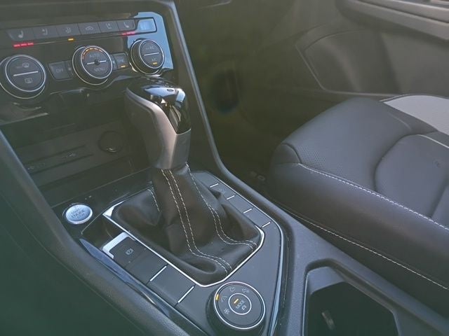 2024 Volkswagen Taos 1.5T SEL