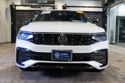 2024 Volkswagen Tiguan 2.0T SE R-Line Black