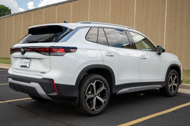 2025 Volkswagen Tiguan 2.0T SE