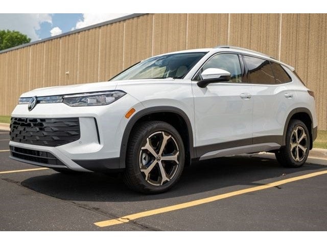 2025 Volkswagen Tiguan 2.0T SE