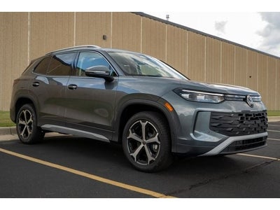 2025 Volkswagen Tiguan 2.0T SE