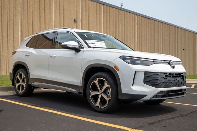 2025 Volkswagen Tiguan 2.0T SE