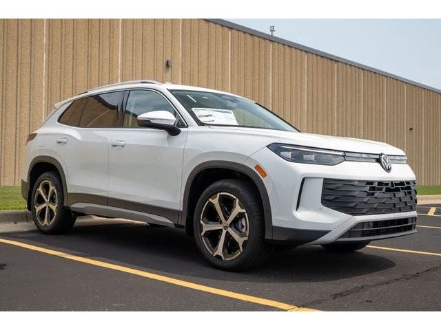 2025 Volkswagen Tiguan 2.0T SE