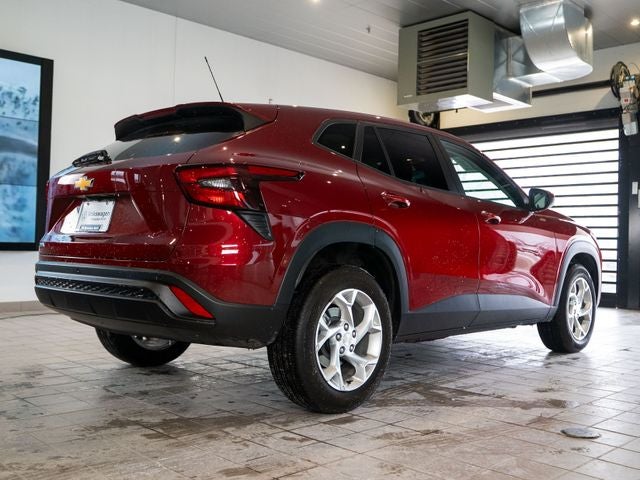 2025 Chevrolet Trax LS