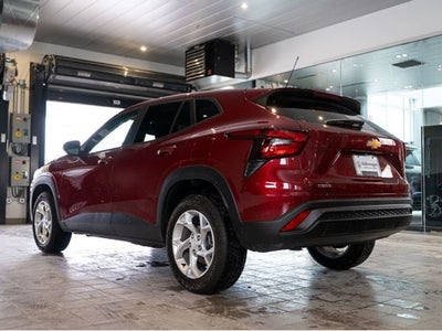 2025 Chevrolet Trax LS