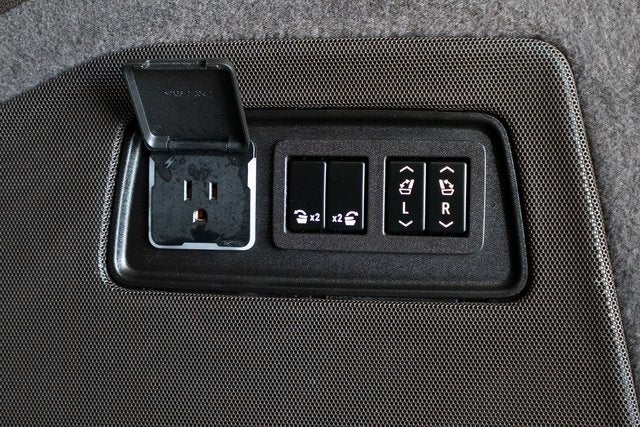 2023 Cadillac Escalade ESV Premium