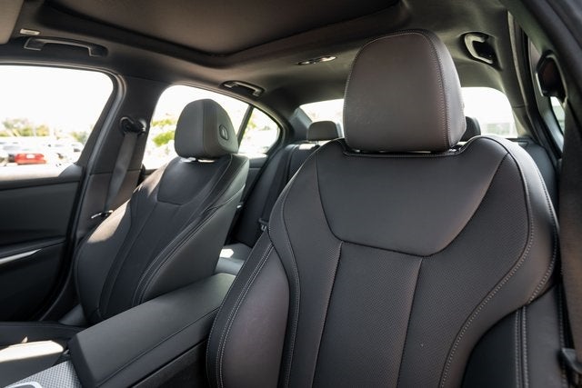 2025 BMW 3 Series 330i xDrive