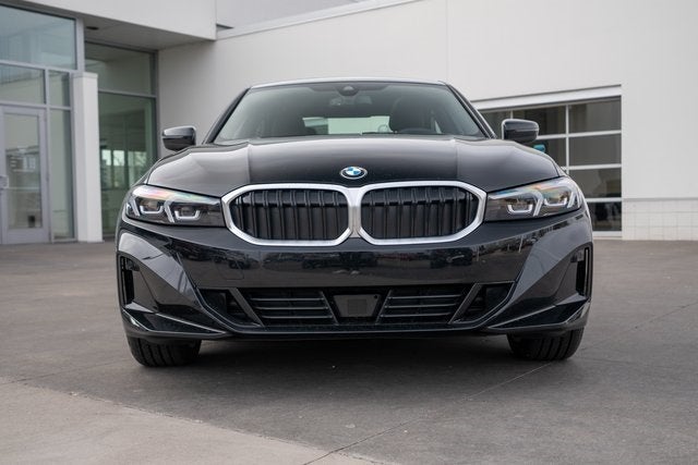 2025 BMW 3 Series 330i xDrive