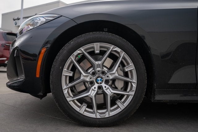 2025 BMW 3 Series 330i xDrive