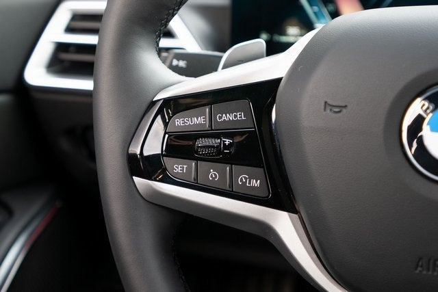 2025 BMW 3 Series 330i xDrive