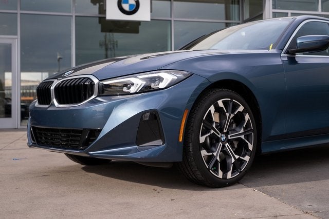 2025 BMW 3 Series 330i xDrive